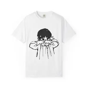 Star-Eyed Graphic T-Shirt