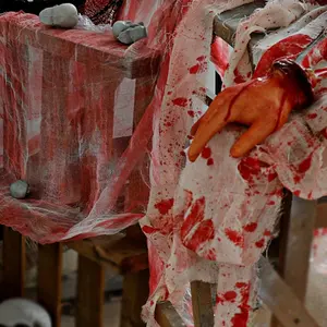4/3/1 pcs-Halloween Horror Cloth Set, Bloodstain Decorative Fabric, Ideal for Haunted House, Halloween Party, Outdoor Decoration