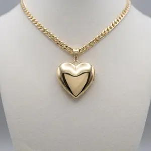AURUM Beautiful Star Necklace Size 20” for You Elegant Gold Chain Pendant Jewelry Gift