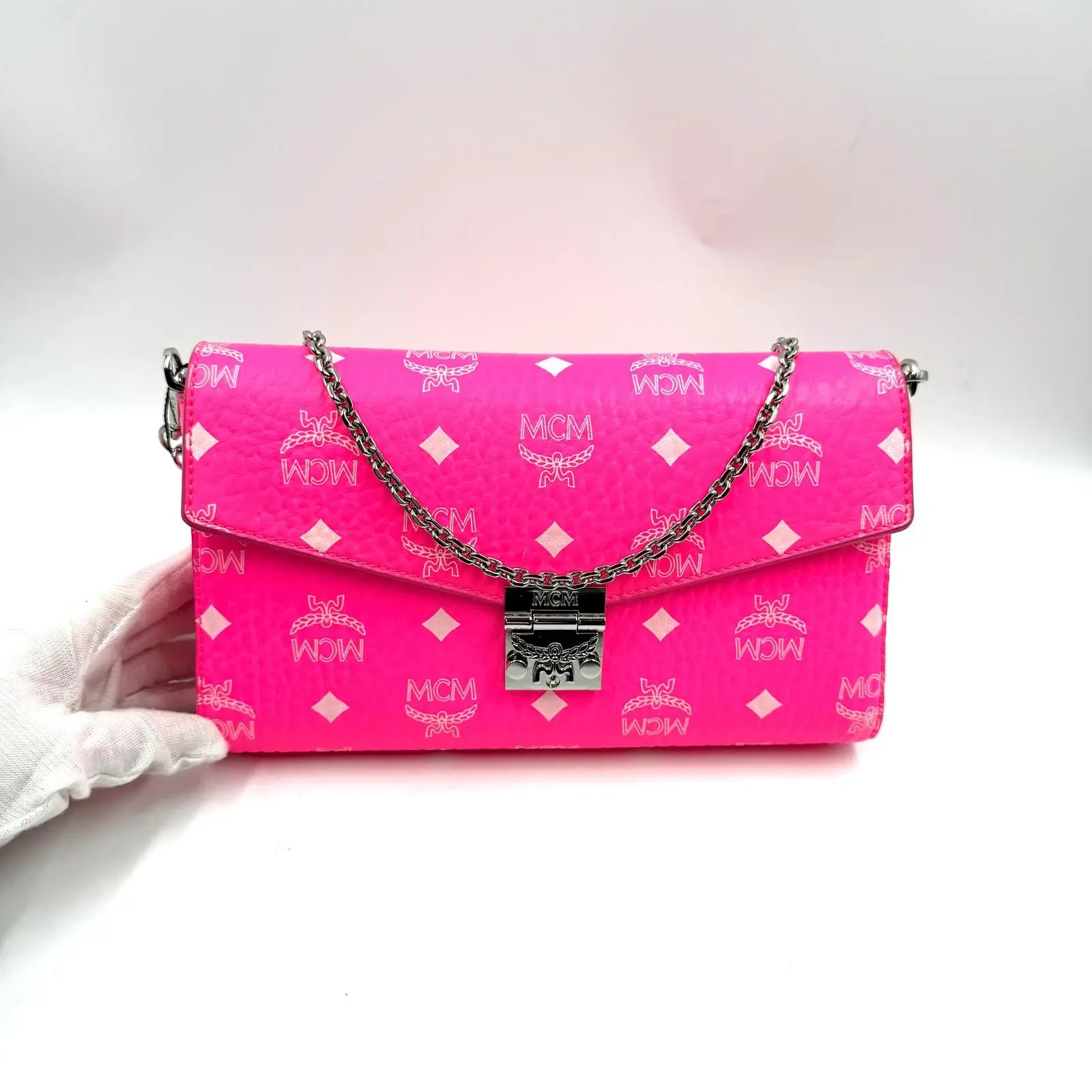 Pre-owned MCM As shown Clutches & Wristlets HZ 2116 Millie Visetos Shoulder Bag 26.03.11