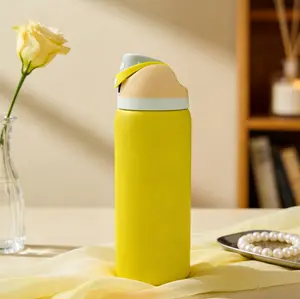 lemon yellow Water bottle 32oz, 945ML, freesip,with straw,heatpreservation time more than 24 hours, cold and hot watercan be insulated, can make coffee, frozen drinks,,exquisite workmanship, suitable for camping, work,indoor and Outdoor use.