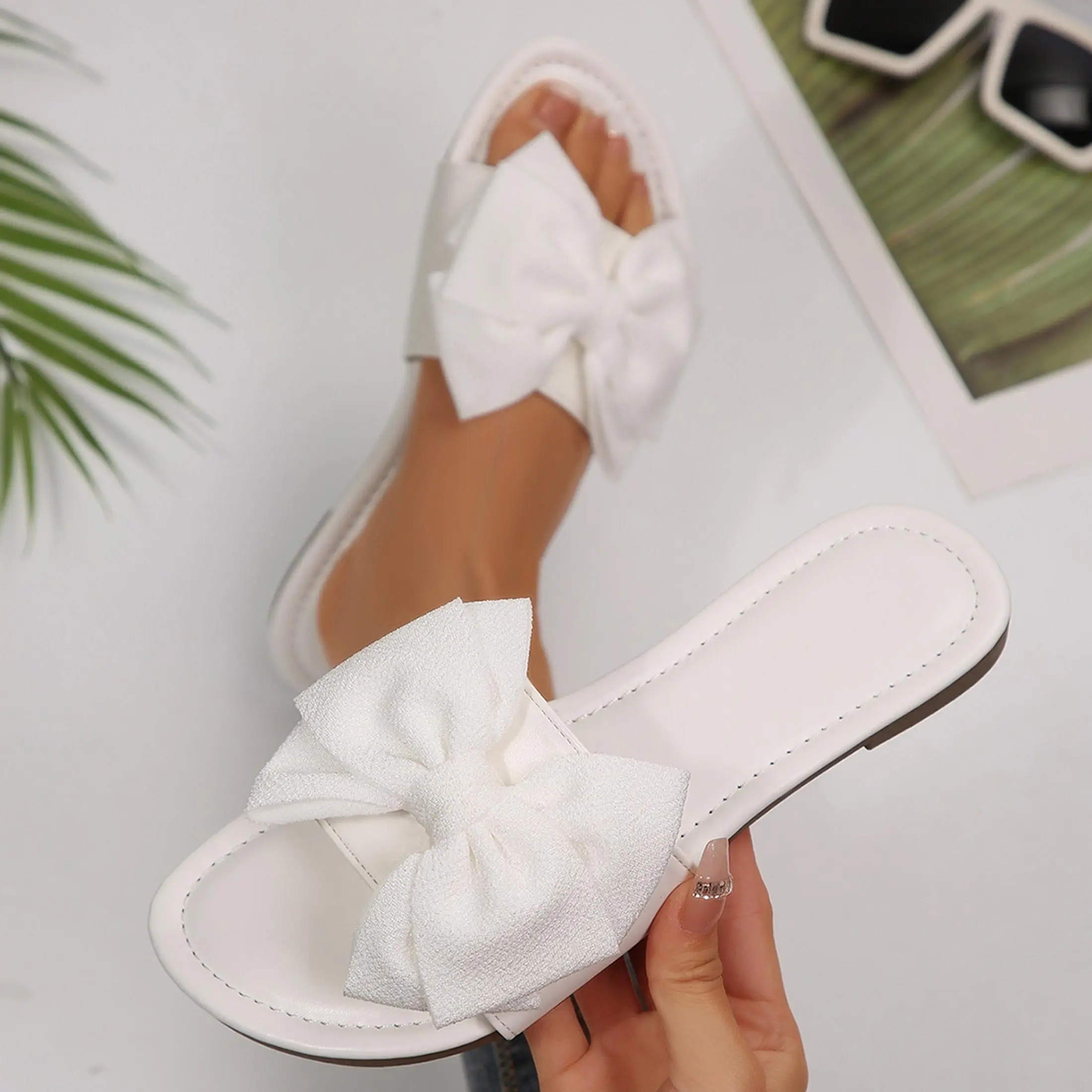 Soft Sole Bowknot Slide Sandals, Lightweight Round Open Toe Slippers for Women Daily Walking