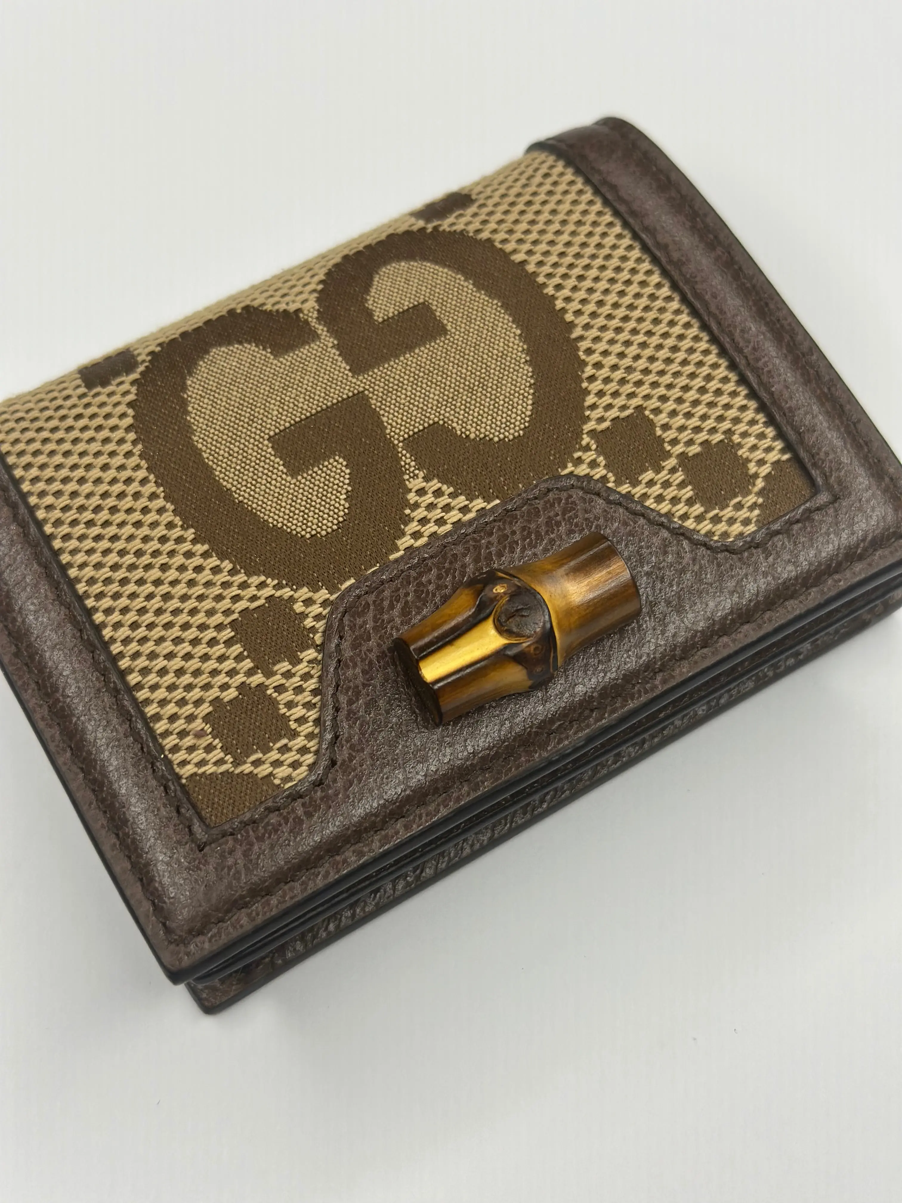 Pre-owned GUCCI Canvas Compact Bifold Diana Jumbo GG Bamboo Wallet Beige Brown Canvas