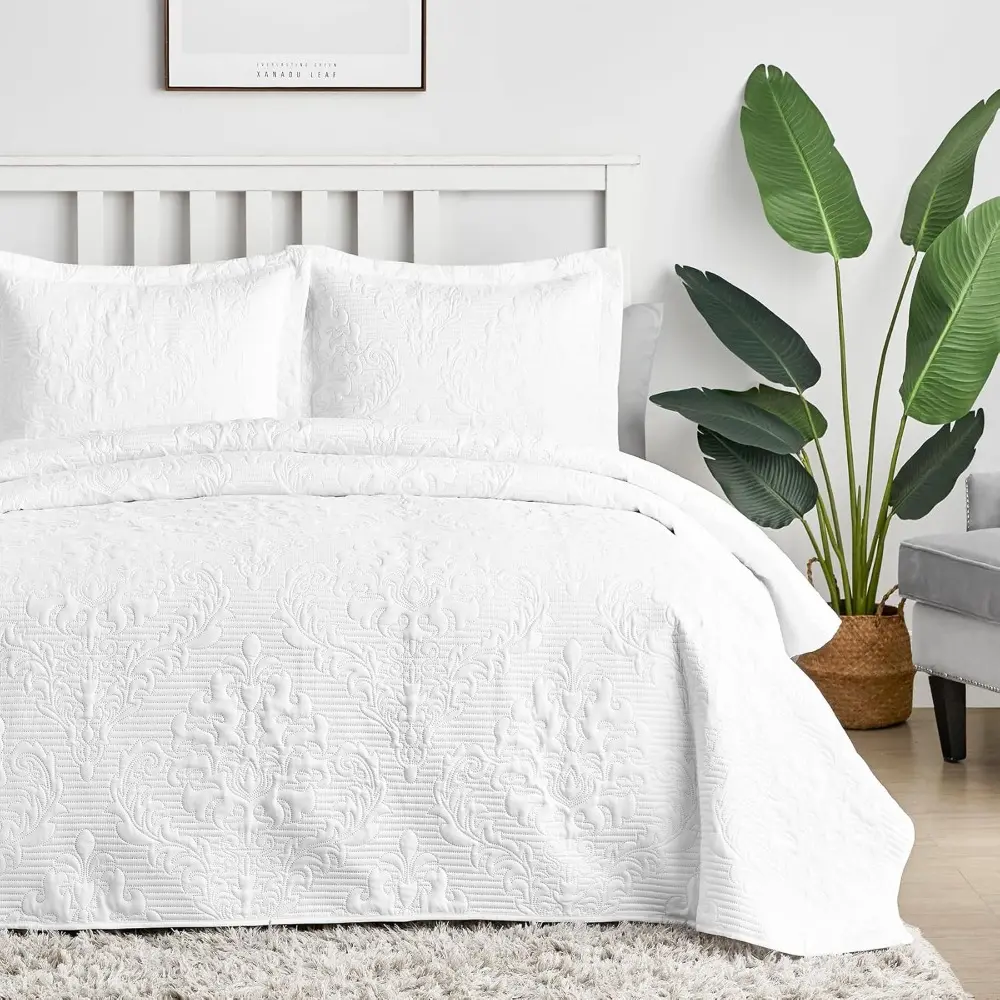 White Quilt Queen Size-Damask Ultrasonic Summer Bedspread Queen, Soft Lightweight Coverlet Bedding Set, 3 Pieces (1 Quilt, 2 Pillow Shams), Lightweight Quilted Bedspreads, Microfiber Bedspreads