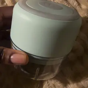 Electric Garlic Chopper, USB-Rechargeable Mini Portable Vegetable Chopper, Multifunctional Durable Chopper, Garlic Grinder Masher, Wireless Food Processor for Ginger, Chili, Fruit and Meat, Household Appliances