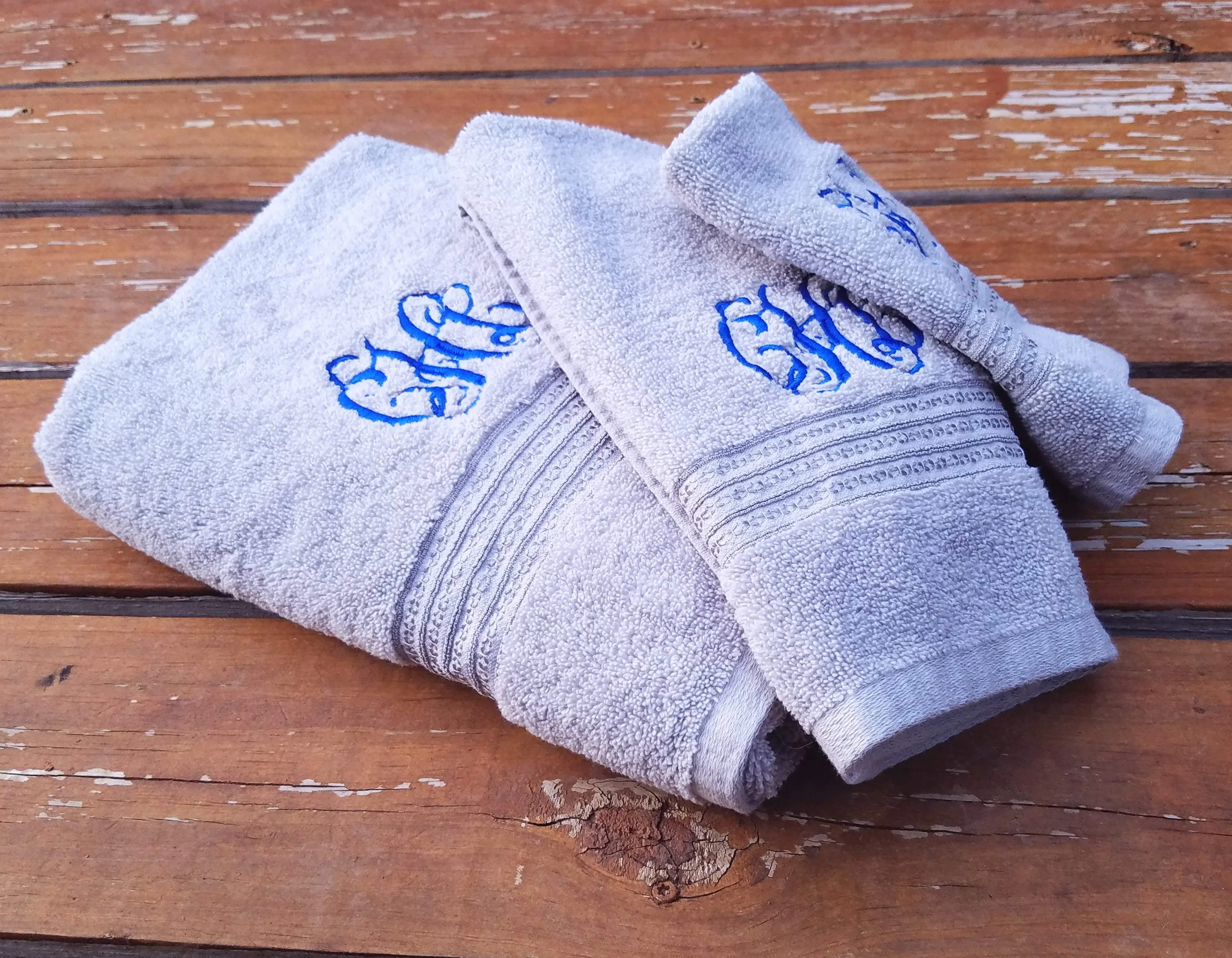Monogrammed Towel Set Monogrammed Towel Set