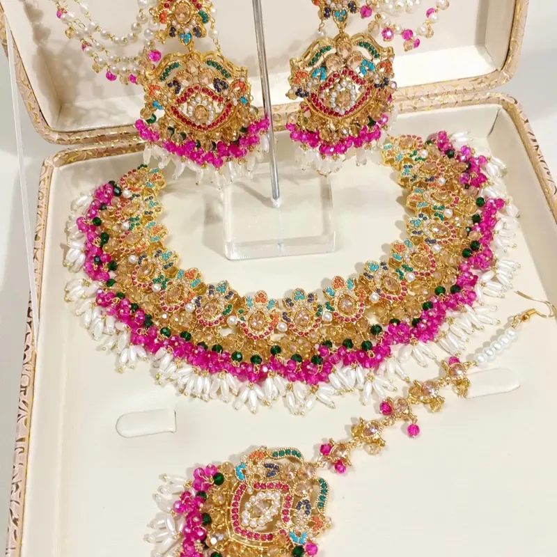 Premium quality Nauratan set