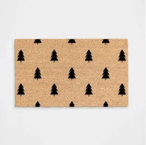 Christmas Tree Doormat Holiday Decoration Pattern Front Porch Decor Handcrafted Flocking Process Resistant to Rain and Dirt