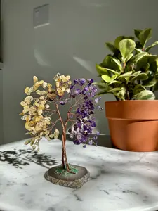 MollyGems Citrine & Amethyst Crystal Tree with Agate Slice Base Bonsai Money Tree of Life for Wealth and Luck Feng Shui Handmade Christmas Gift Idea