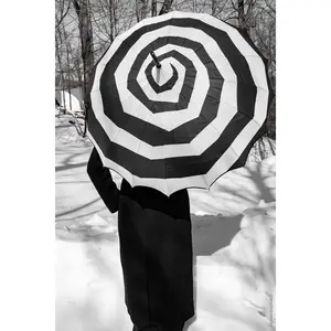 Batwing Pagoda Umbrella [SPOOKY SPIRAL]