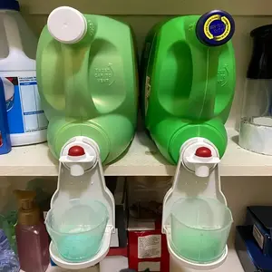 2 Piece Laundry Detergent Cup Holder Set, Liquid Detergent Dispenser, No Mess or Leaks, Keep Washer Dryer and Floor Clean