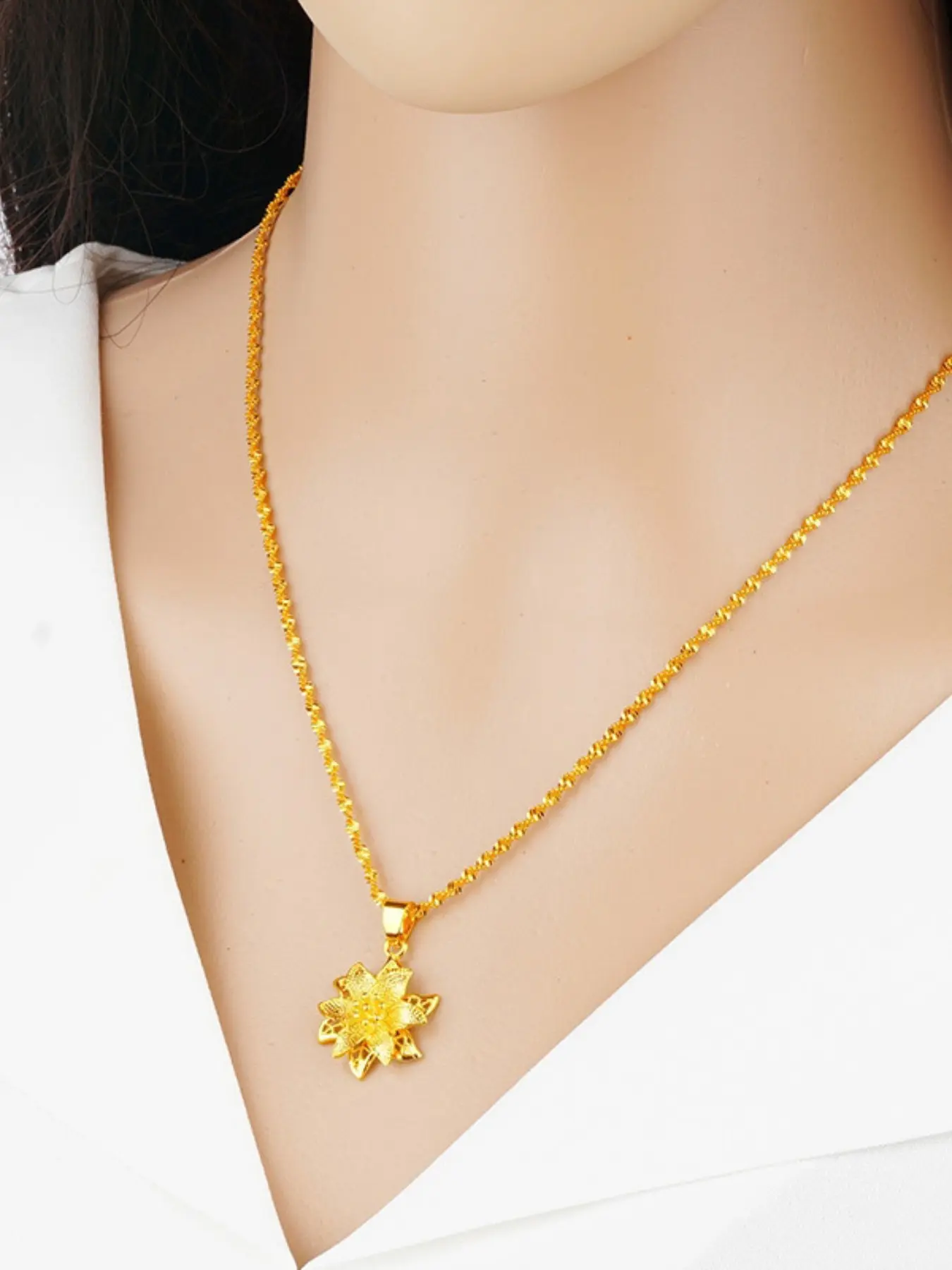 New Lily Flower Pendant with Necklace Fashion Necklace, Dubai Style, 24k Copper Plated Women's Jewelry, Perfect Gift for Girlfriend, Friend, Valentine's Day