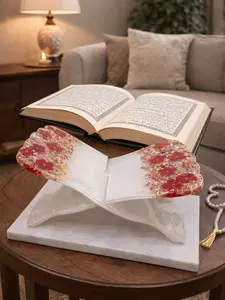 Rose Petal Quran Stand - Elegant Rose Petal Design for Secure Quran Reading - Natural Touch & Easy to Use - Perfect for Beautiful Reading Settings