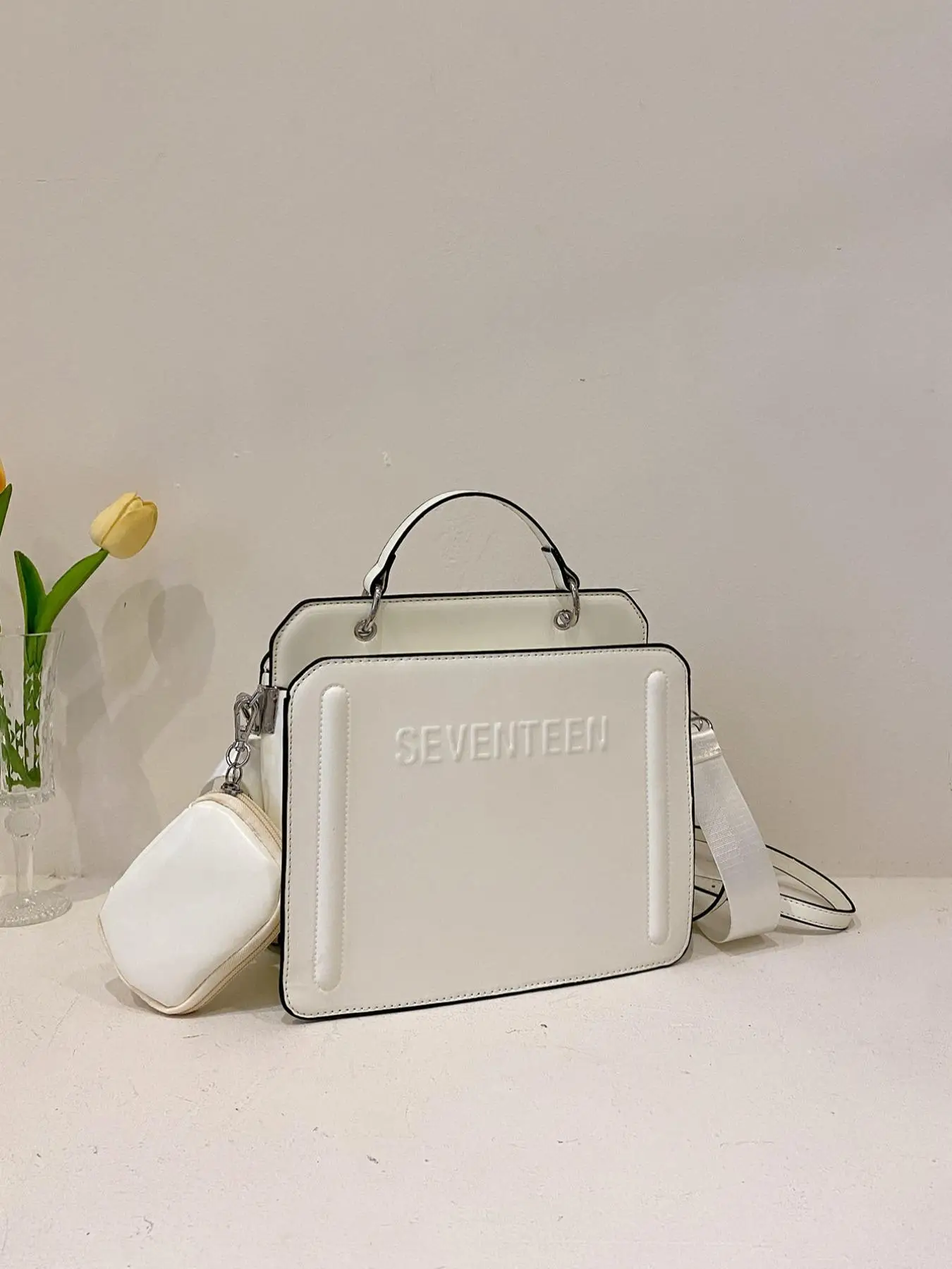 Minimalist Letter Pattern Handbag, Trendy Large Capacity Shoulder Bag for Women, 2025 New Trendy Versatile High-quality Daily Commuting Bag