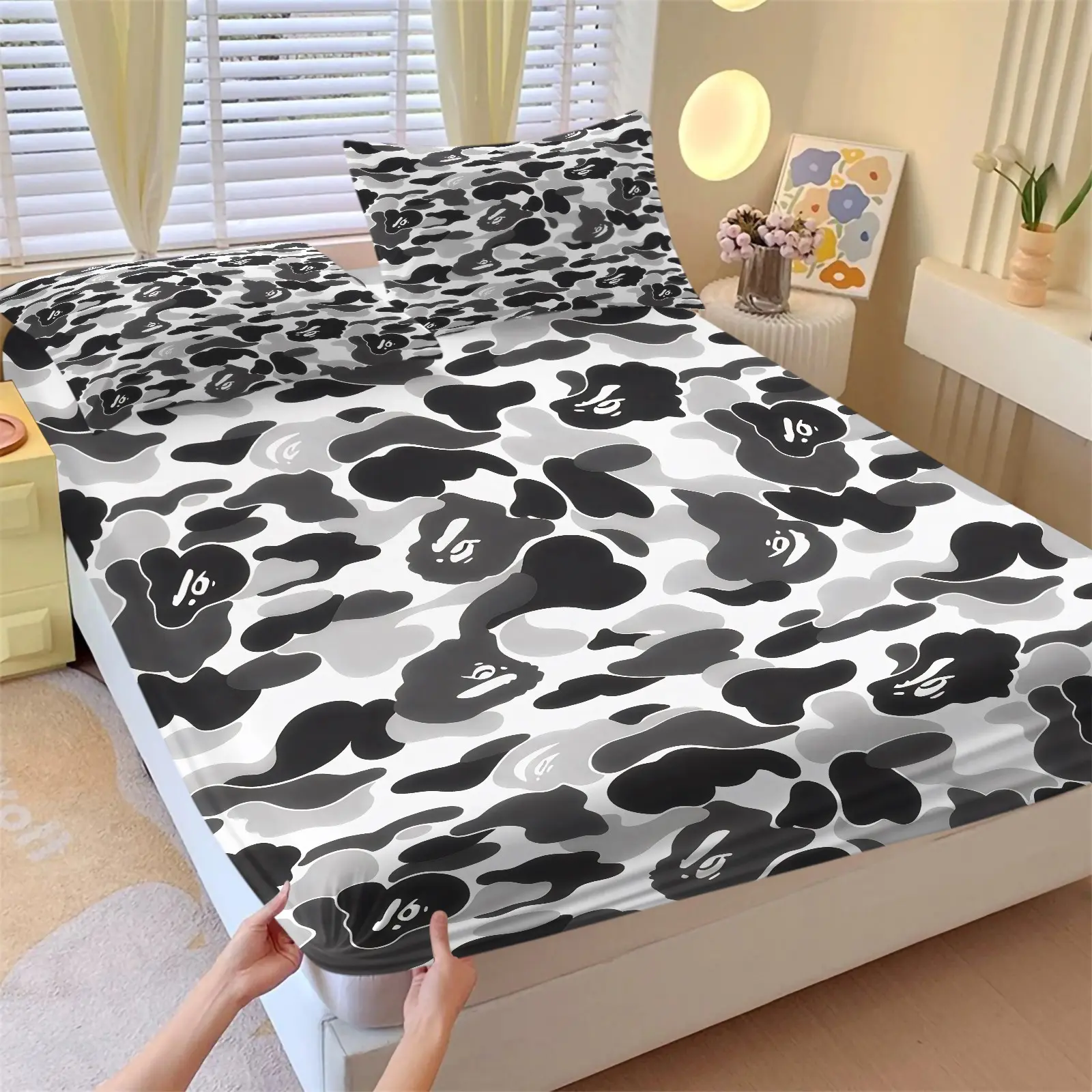 Streetwear Black White Camo Fitted Sheet Set, Bedding Essentials, 1 Fitted Sheet + 2 Pillowcases, Grey Camouflage Print Bedding, Soft, Comfortable & Breathable Microfiber, All Season Bedroom Decor, Deep Pocket, Non-Slip, Cool Urban Style