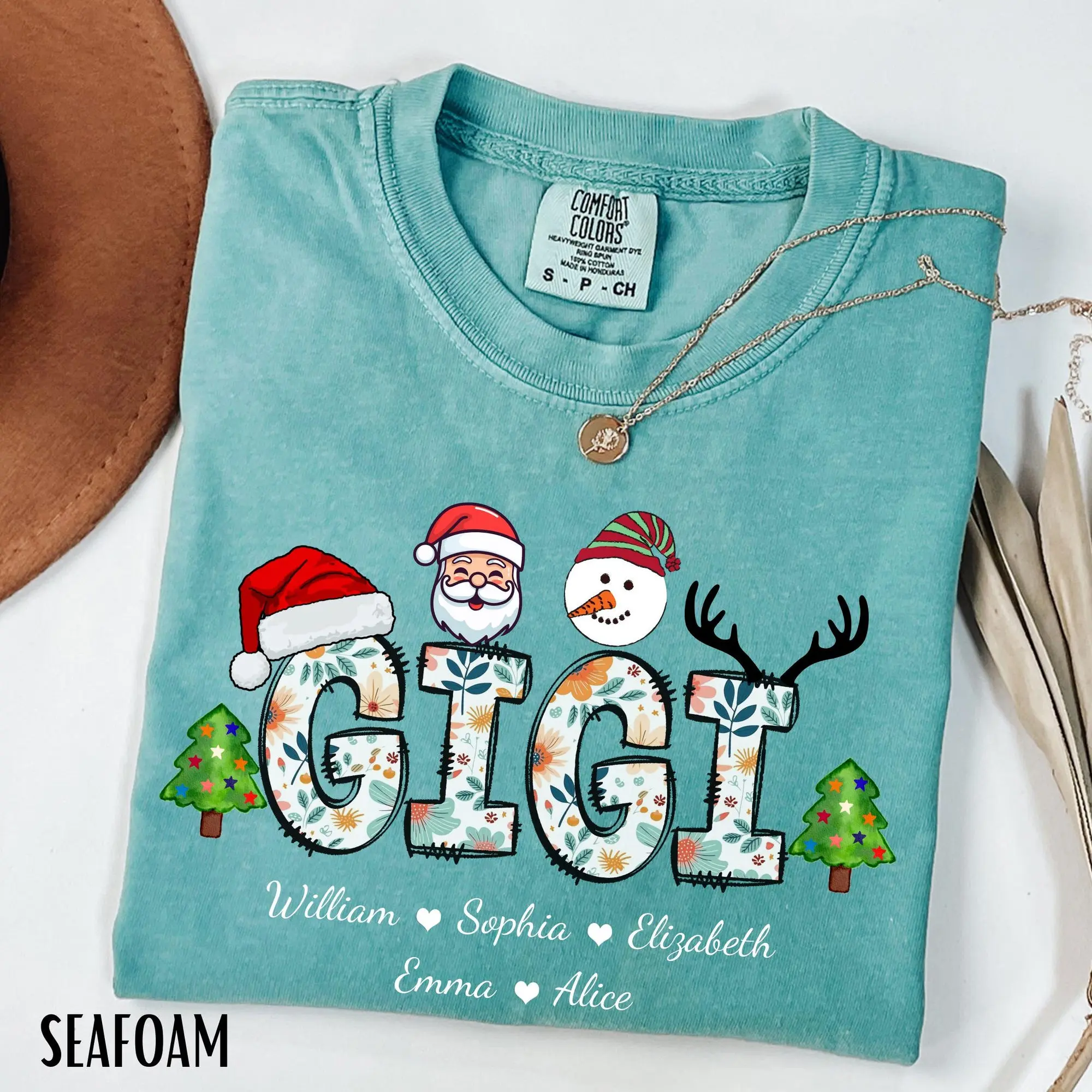 Christmas Gigi Grandkids Name Shirt Custom Xmas Mimi Shirt, Personalized Grandma Christmas Tee, Christmas Holiday Nana Shirt, Gigi Tee