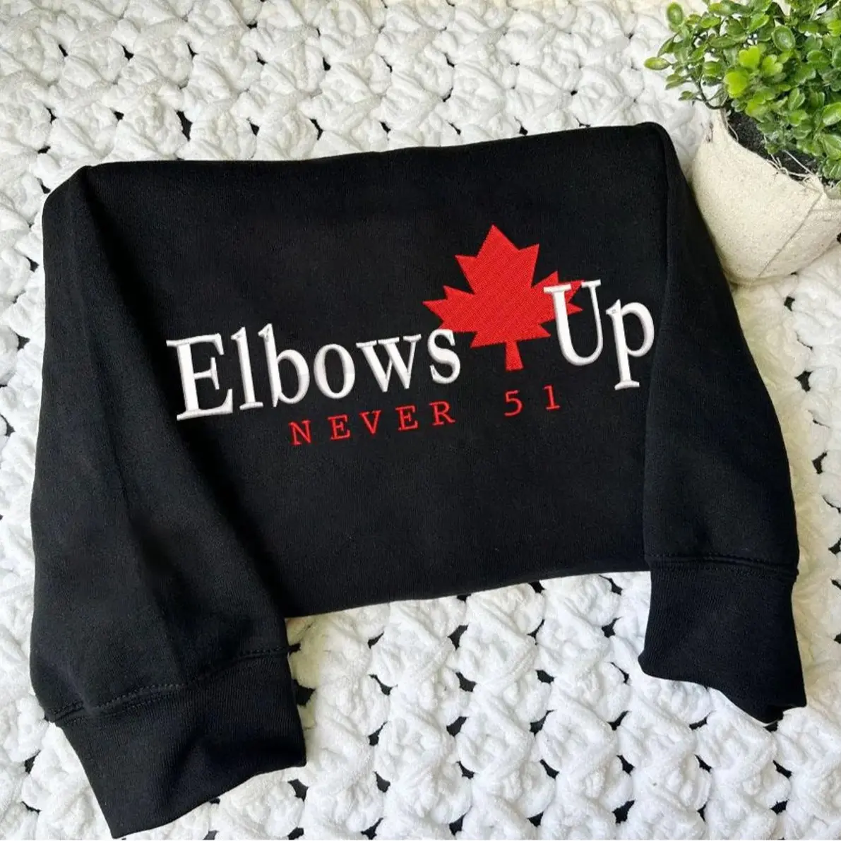 Elbows up Canada Embroidered Sweatshirt, Maple Leaf Canada Shirt, Strong and Free Canadian Classic Hoodie,Embroidered Canada T-shirt