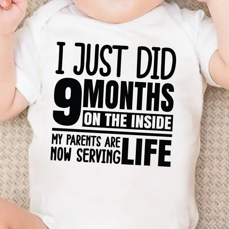 PUEMCO Unisex Baby Basic Cotton Bodysuit - Crew Neck, Short Sleeve, "I Just Made 9 Months Inside" Letter Print, Breathable, Expandable Shoulders, Durable Snaps, Fitted, 0-3 Months/3-6m Baby Items