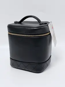 Pre-owned CHANEL leather Top Handle Bags Vintage Black Lambskin Bottom Quilted Vanity Case Top Handle Bag ZS028CC