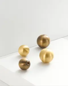 MODENA SPHERE KNOB
