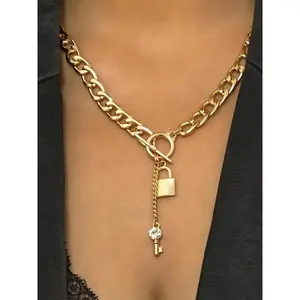 Ladies' Gift Water Diamond Key Lock Design Chain Necklace, Exquisite Necklace, OT Buckle Thick Cuban Chain Necklace, Mexican Necklace, Cute Gift for Girlfriend