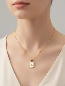 Fashion Mother-Of-Pearl Letter Necklace, Simple and Versatile, Luxury Square Letter Pendant, Stainless Steel Choker, Ideal for Women
