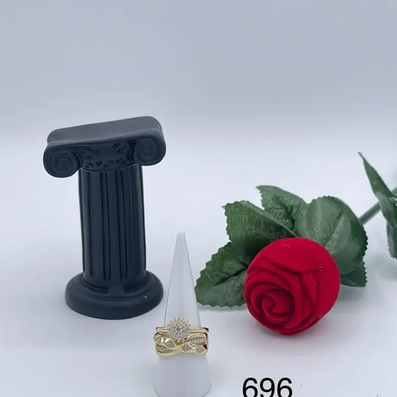 Rodriguezjewelry #696 ring Rodriguezjewelry #696 ring