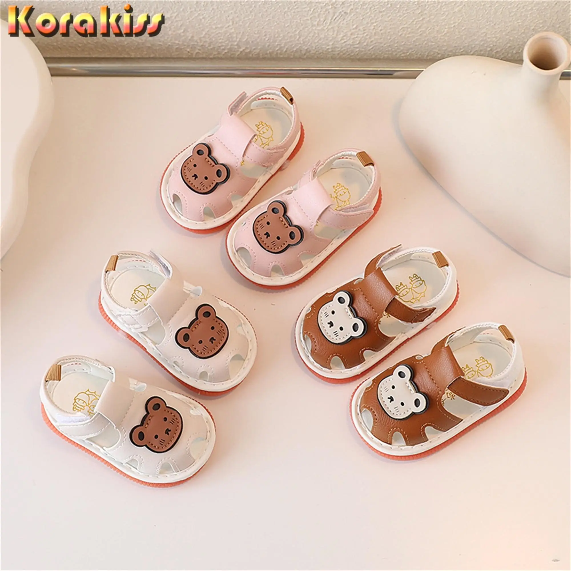 Baby Boys Girls Summer Sandals Cue Bear Pattern Squeaky Squeaky Shoes Non-Slip Newborn First Walking Shoes