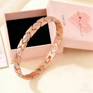 Women's Leaf Design Magnetic Bracelet with Sparkling Crystals, 3500 Gauss Magnet, Perfect Valentine's Day family   Mothr's Day Gift, Gift for Her Daily WearE