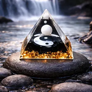 Resin Pyramid Desk Display – 5cm Decorative Pyramid