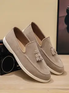 Men's Business Casual Loafers, Soft Sole Comfort Flat Slip-On Shoes with Tassel Decor, Fashionable Versatile Commuter Single Shoe