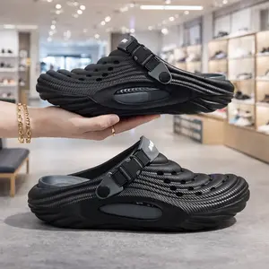 Stylish Outdoor Sandals for Men and Women，Featuring a Comfortable, Soft, and Durable EVA Sole. Odor-resistant, long-lasting closed-toe 2026 new beach women’s sandals; vacation and travel men’s footwear; and thick-soled, non-slip beach slides for summer.