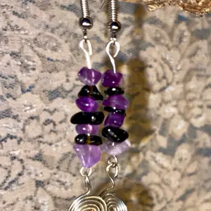 Amethyst and Obsidian chip beads with silver swirl dangle earrings on hypoallergenic hooks for sensitive ears