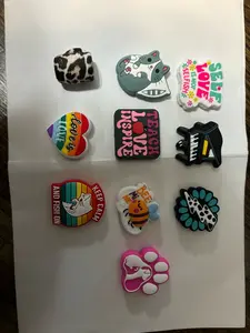 10 Random Silicone Focal Beads