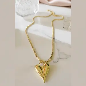 Love Chain