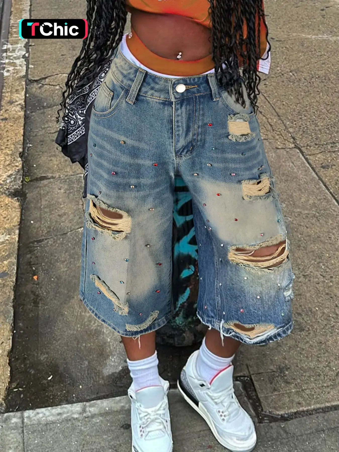 Vintage Light Wash Rhinestone Distressed Ripped Denim Capris, High Rise Oversized Baggy Fit 3/4 Jeans, Trendy 90s Hip Hop Streetwear Edgy Bottoms Pants Women, Womenswear