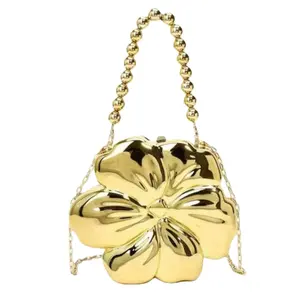 Gold Flower-Shaped Clutch Bag for Women Evening Bag Metallic Mini Crossbody Purse with Chain Strap, Perfect for Party Wedding Prom