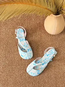 Blue Floral Toe Separated Shoes for Women, Unique Low Heel Slip-On Mary Jane Ballet Flats, Casual Comfortable Footwear, Shoes Summer