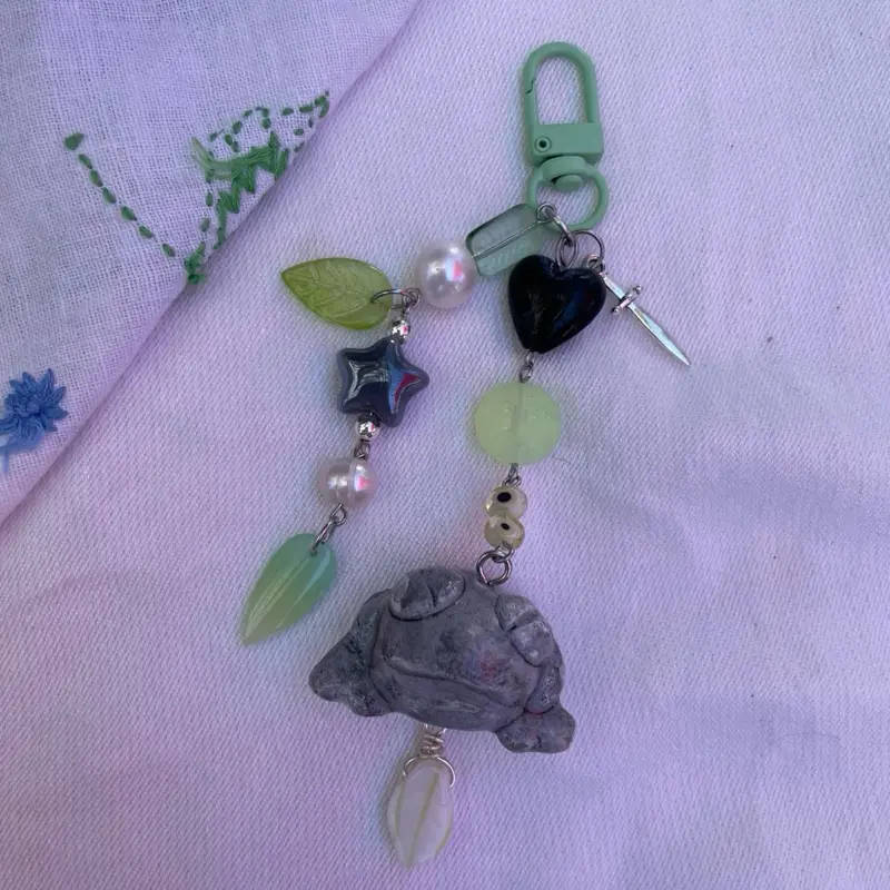 Fidget Frog Keychain, Handmade Eclectic Polymer Clay Bag Charm, Practical and Portable Fashion Accessory for Daily Use