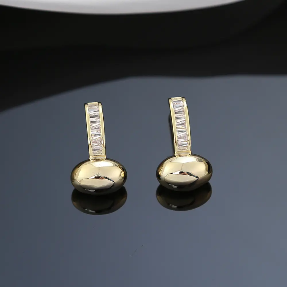925 silver needle earrings with zirconia, high-end luxury earrings, simple and elegant niche earrings