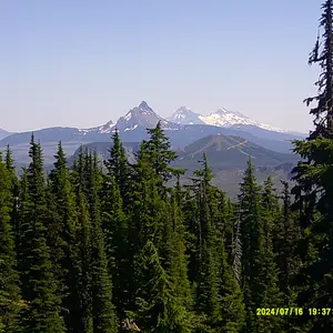 Product Review of Auto Focus Digital Camera, 1 Count Full HD 1080P/48MP Mini with 32G Memory Card, Ff (F/3.2, f=7.36mm), 16x Zoom for Teenagers Beginners, Mini Camera, Electronic Portable Camera from n**h