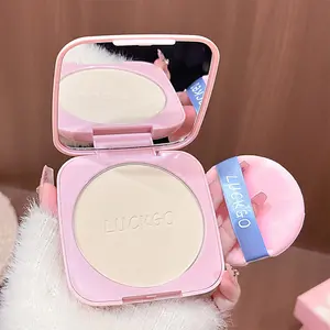 Velvety Fog Setting Powder Cake Concealer Matte Finish Long-Lasting Makeup Perfect for Smooth and Flawless Complexion