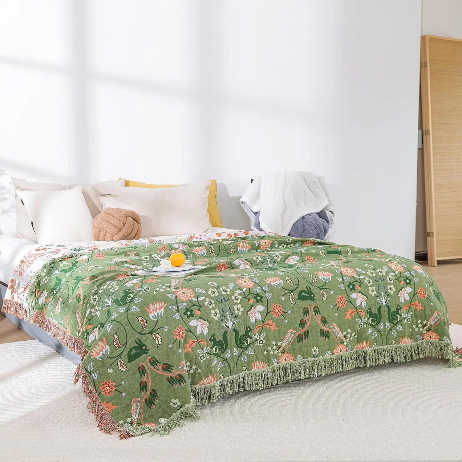 Boho Ultra Soft Throw Blanket ,100% Cotton Blankets for Couch Bed,Squirrel Farmhouse Home Decor Bed Blankets, All Season Rustic Reversible Bohemian Lightweight Throw for Bed -Light Green