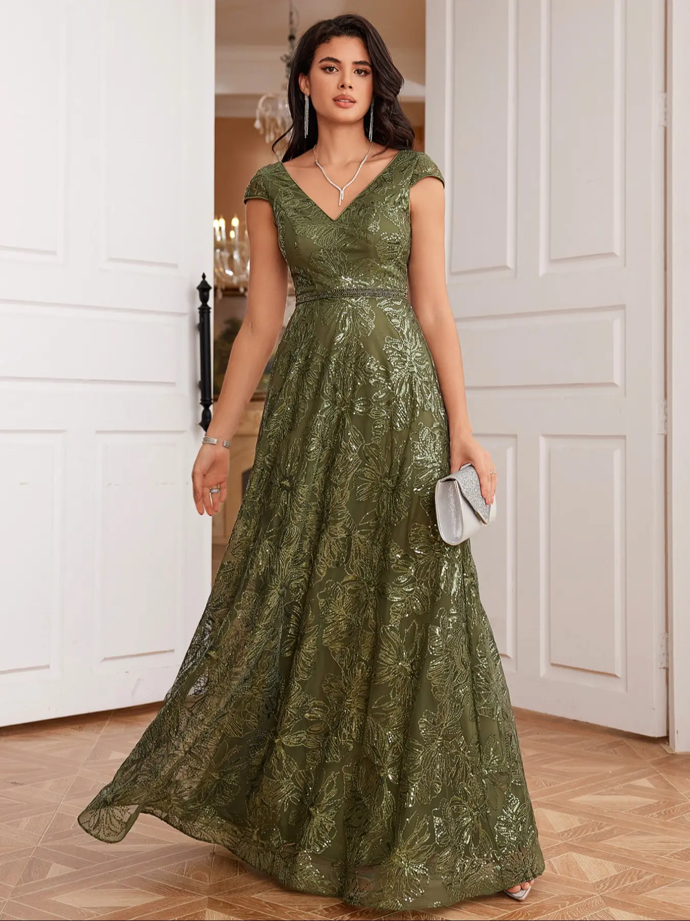 Elegant Women's V Neck Beaded Fitted A-Line Evening Gown, Handmade Woven Sequins Long Sleeve Formal Dress, Perfect for Special Occasions, Formal Wear