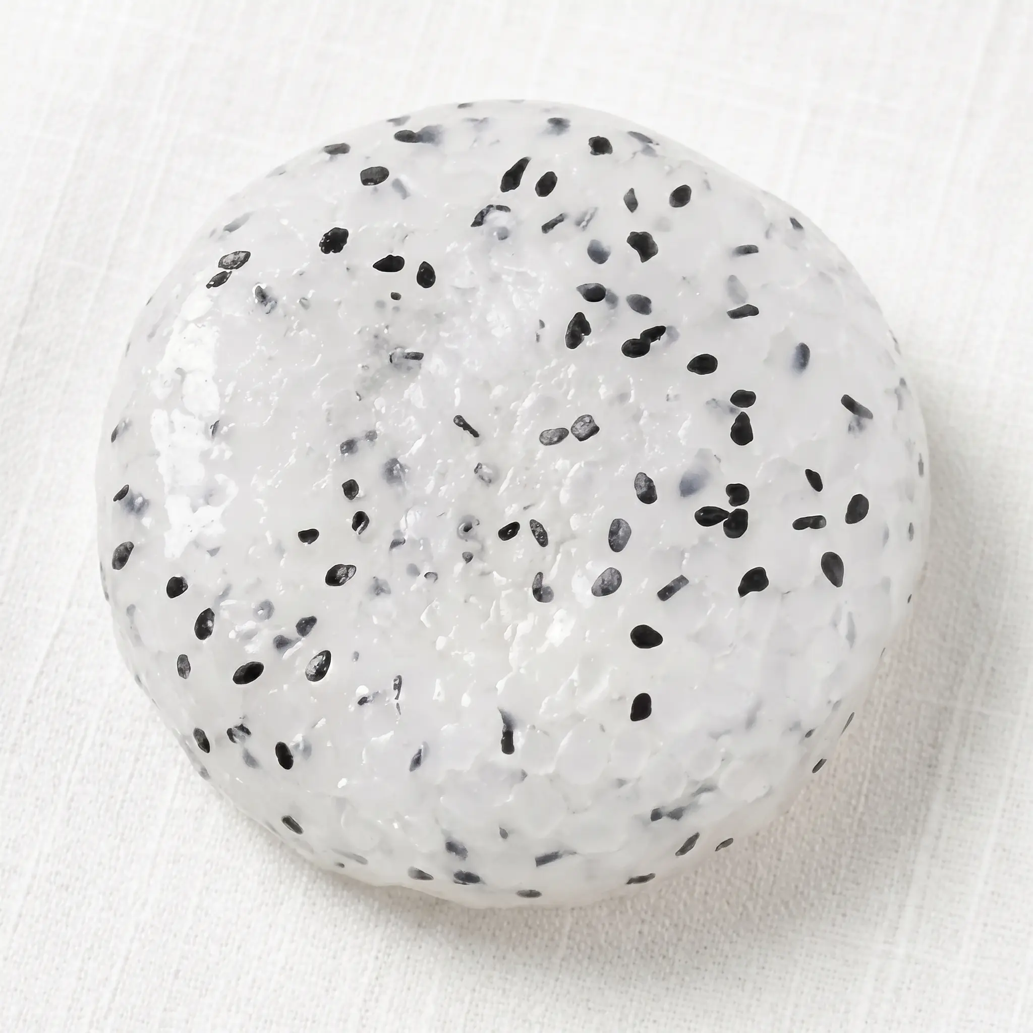 Cute Rice Ball Squishy Toy – Kawaii Onigiri Food Plush, Slow Rising Soft Squeeze Sensory Toy, Adorable Desk Decor & Collectible Gift