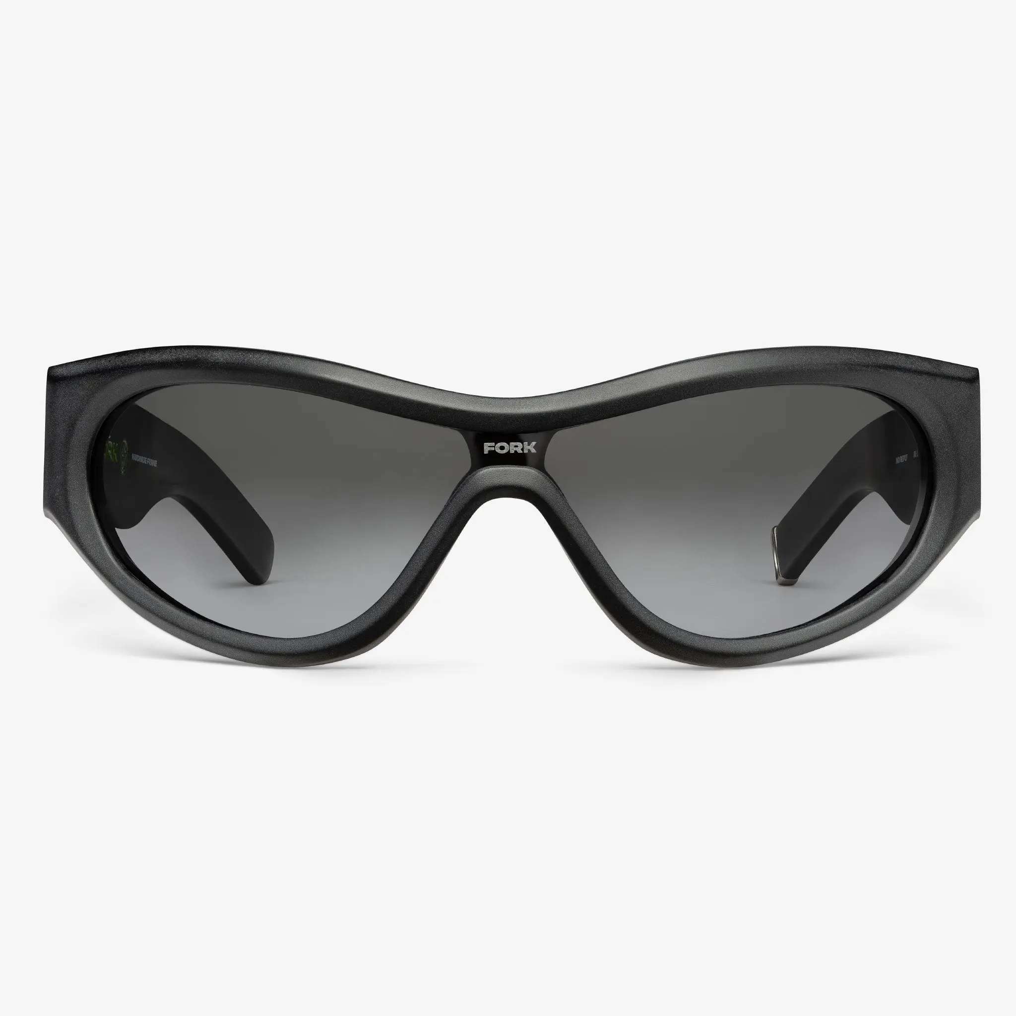 NO REPLY Bold Single-Lens Wrap Shield Sunglasses with Sharp Continuous Shape for Full Coverage and Infinite Cool
