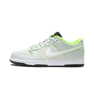 Dunk Low UO P "Oregon" FQ7260 001