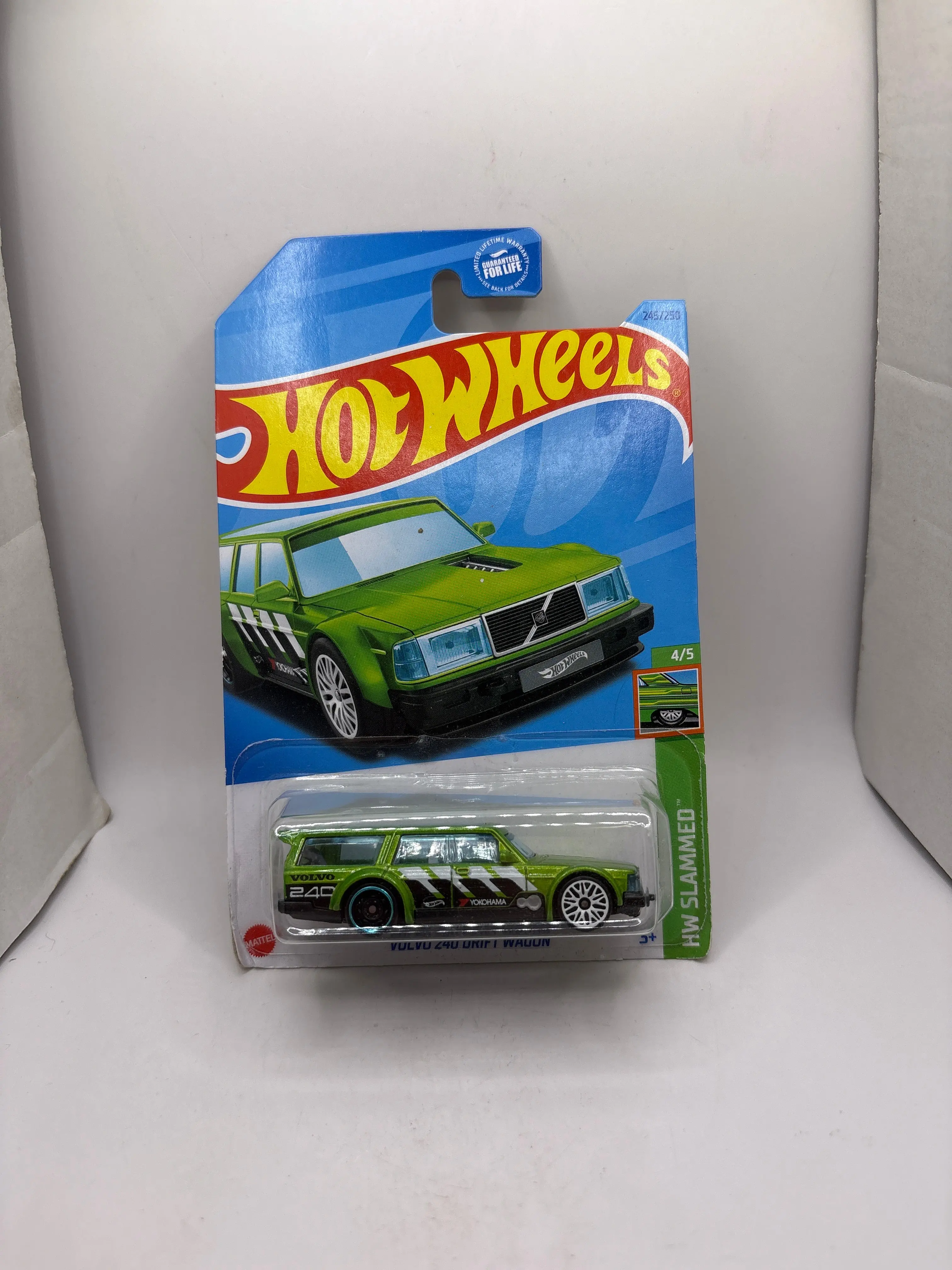 Hot Wheels Volvo 240 Drift Wagon Diecast green