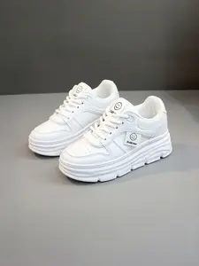 New interior height increasing casual board shoes autumn fashion breathable shoes thick soled student Korean version versatile shoes