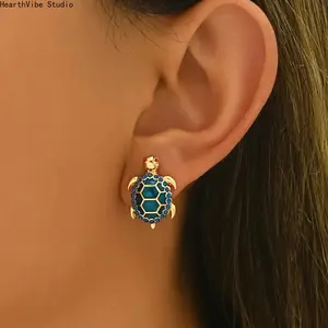 Aesthetic Colorful Rhinestone Turtle Ear Studs - Cute Boho Crystal Sea Turtle Earrings for Women, Premium Summer Beach Vacation & Holiday Jewelry